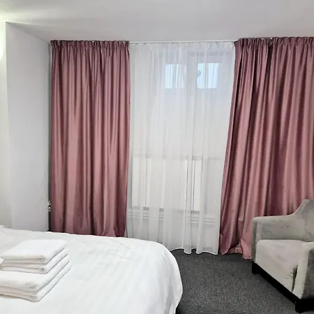 Boutique Old 8 Apartament *