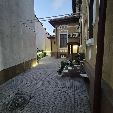 Boutique Old 8 Apartament