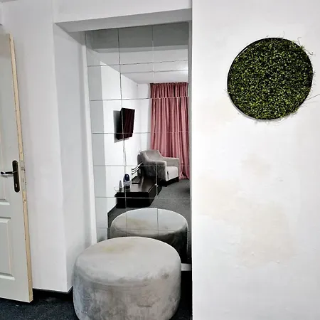 Boutique Old 8 * Bucharest
