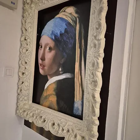 Boutique Old 8 * 부쿠레슈티