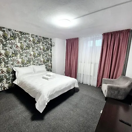 Boutique Old 8 Apartment