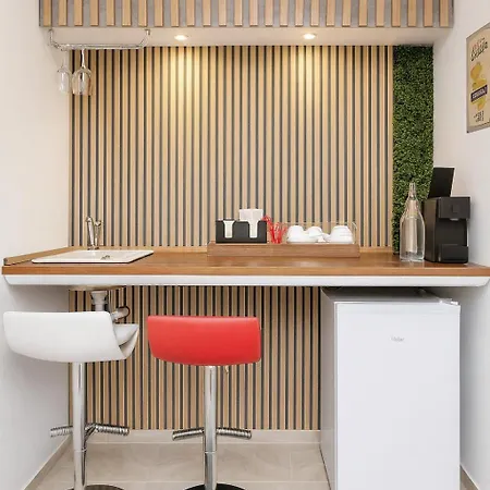 Boutique Old 8 Bucharest