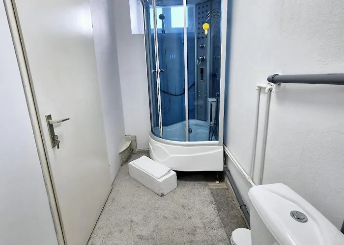 Boutique Old 8 Bukarest