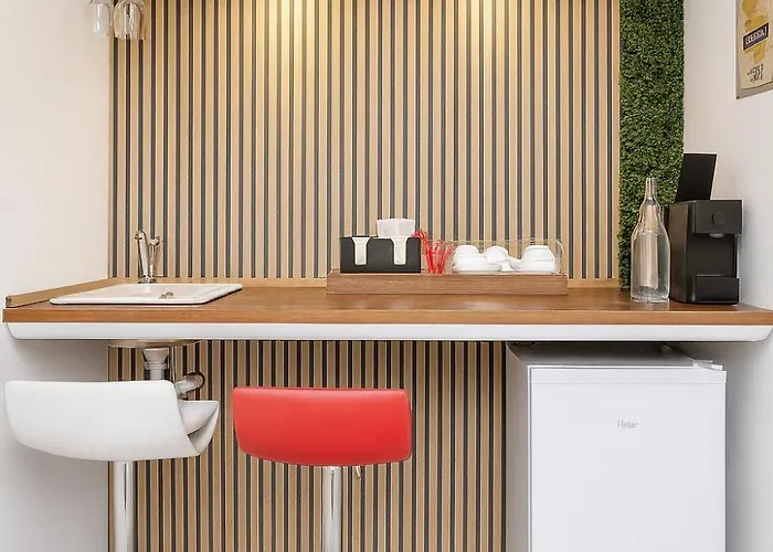 Boutique Old 8 בוקרשט