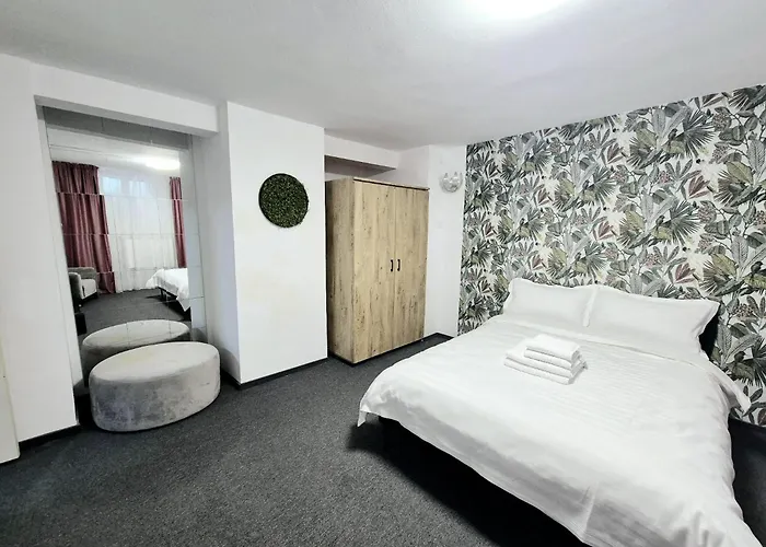 Boutique Old 8 Apartament *